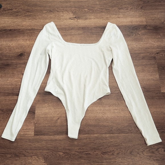 Lululemon Wundermost Ultra-Soft Nulu Square-Neck Long-Sleeve Bodysuit - Picture 1 of 5